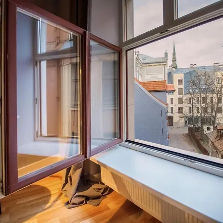 Romantic And Spacious In Old Town * リガ